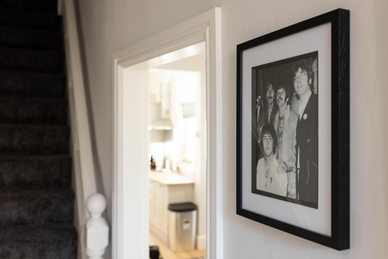 Modern & Stylish Home At The Corner Of Famous Penny Lane In Liverpool Exteriér fotografie